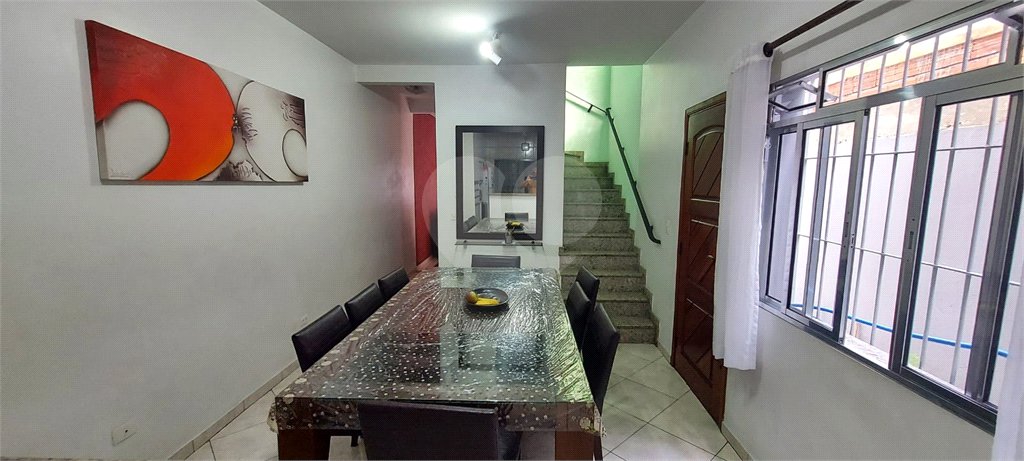 Sobrado à venda com 3 quartos, sendo 1 suíte, em Vila Sabrina, São Paulo, SP