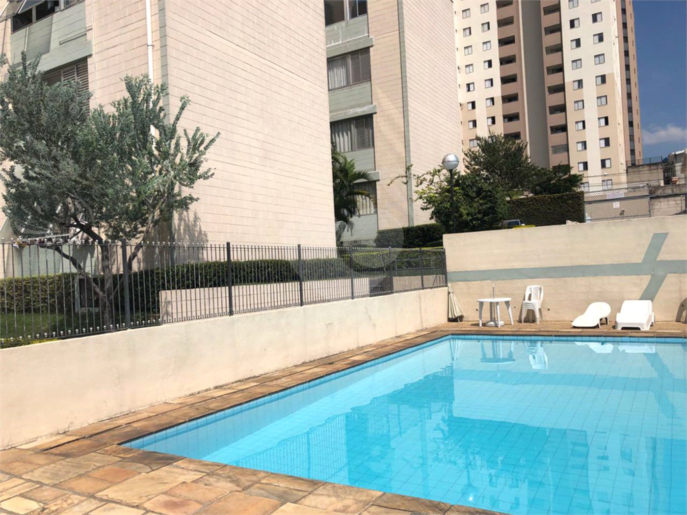 Apartamento à venda com 2 quartos em Parque Peruche, São Paulo, SP
