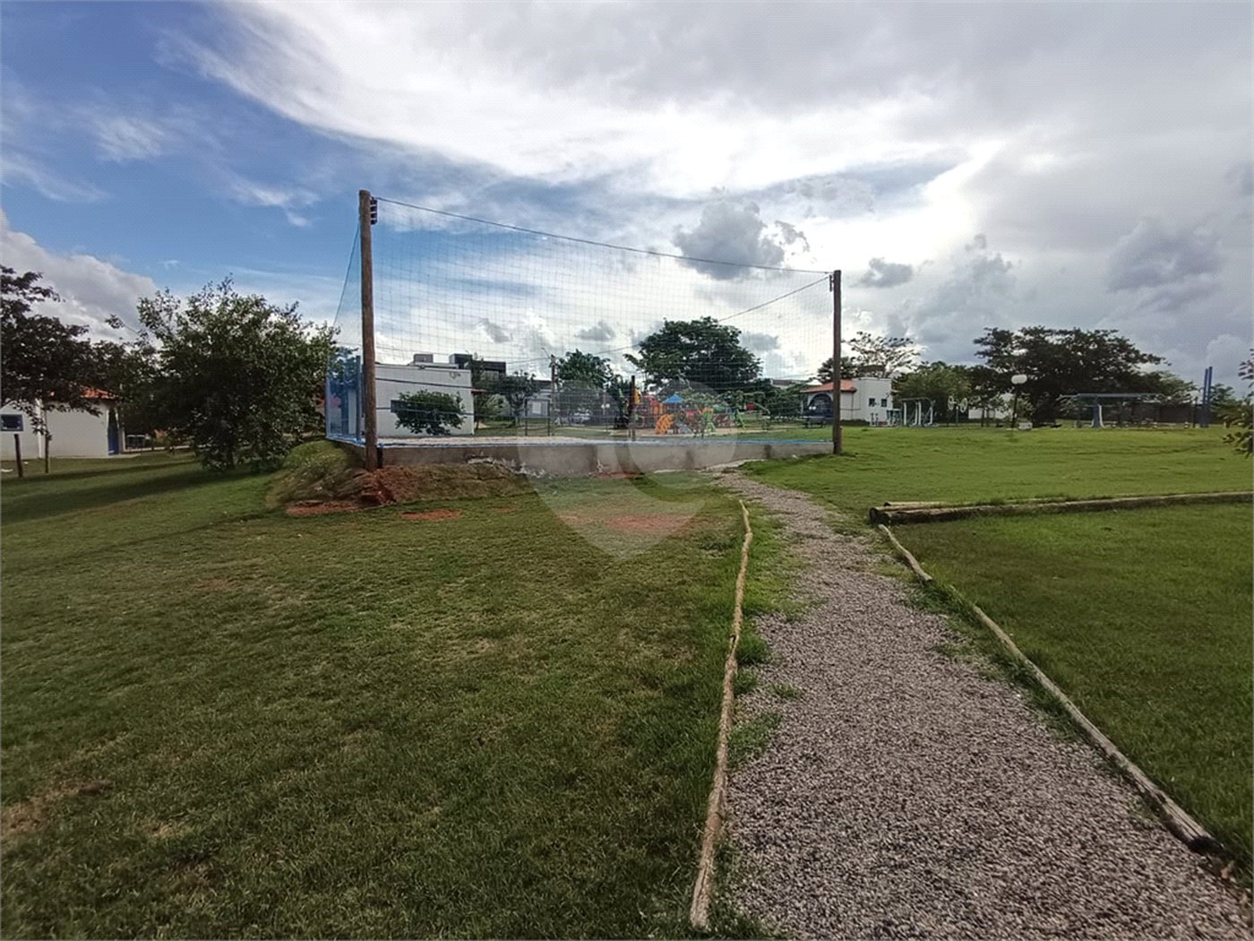 Terreno à venda no condomínio Jardim, Sorocaba - SP