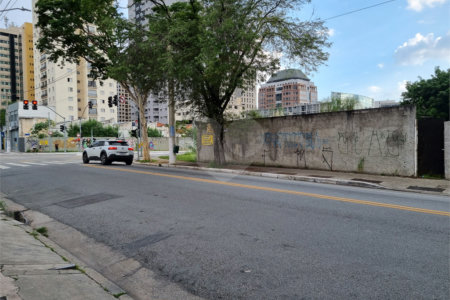 Terreno à venda em Chácara Santo Antônio (zona Sul), São Paulo, SP