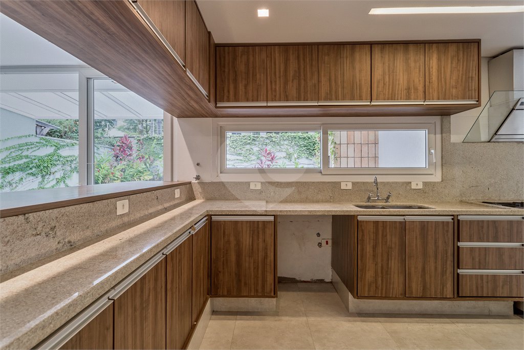 Casa à venda com 4 suítes no condomínio Vila de Palme, São Paulo - SP