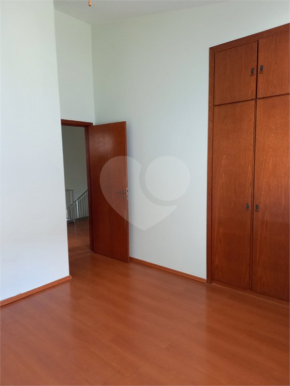 Sobrado à venda com 5 quartos, sendo 2 suítes,  em Tremembé, São Paulo, SP