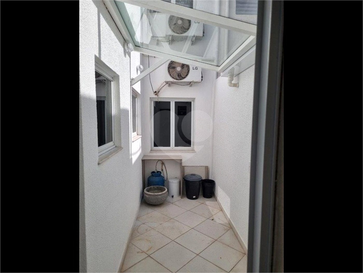 Casa à venda com 3 quartos, sendo 2 suítes,  em Mirandópolis, São Paulo, SP