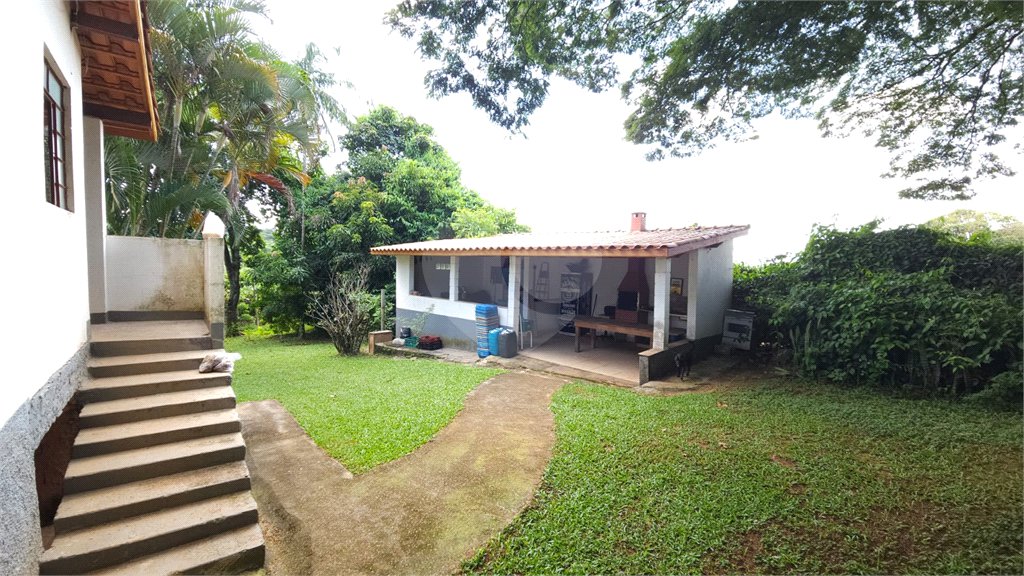 Chácara à venda com 4 quartos em Lago Azul, Araçoiaba da Serra, SP