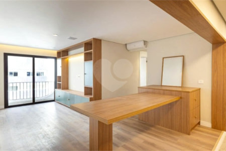 Apartamento à venda com 2 quartos, sendo 1 suíte, em Vila Olímpia, São Paulo, SP
