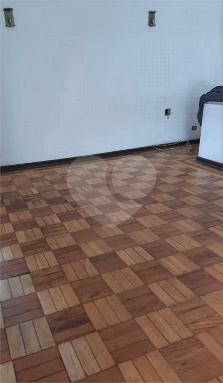 Casa à venda com 3 quartos em Jardim Aeroporto, São Paulo, SP