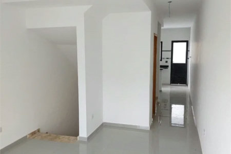 Sobrado à venda novo 2 suítes, 2 vagas 120m² na Vila Sônia