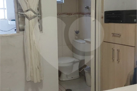 Casa à venda com 3 quartos, sendo 1 suíte,  em Vila Industrial, São Paulo, SP