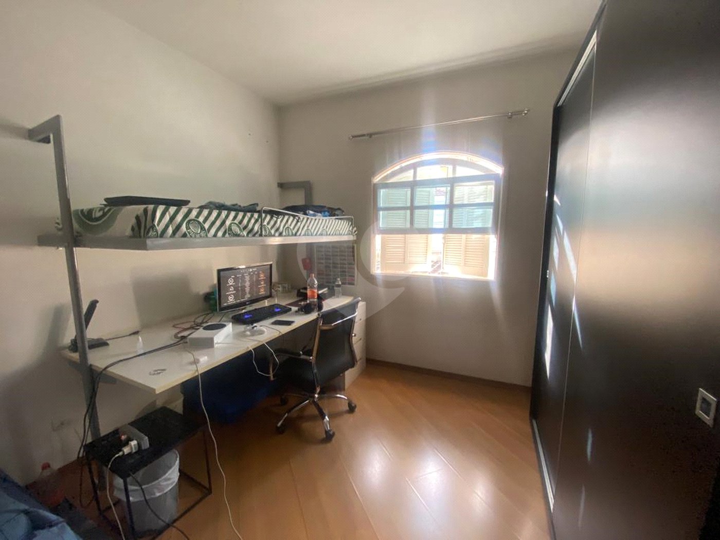 Casa à venda com 4 quartos, sendo 2 suítes, em Parada Inglesa, São Paulo, SP