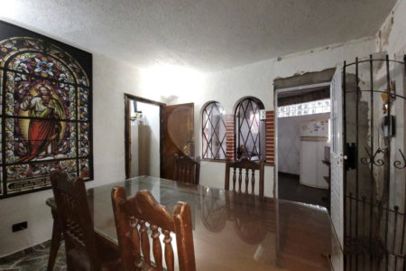 Sobrado à venda ou para alugar com 3 quartos, sendo 13 suítes, em Jardim São Paulo(zona Norte), São Paulo, SP