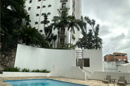 Apartamento à venda com 3 quartos, sendo 1 suíte, em Vila Andrade, São Paulo, SP
