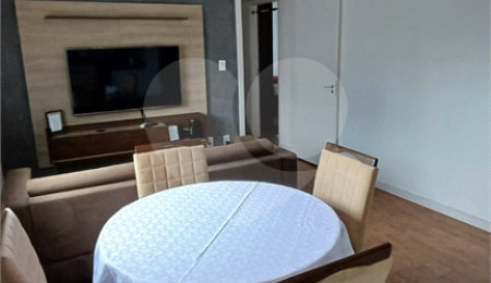 Apartamento à venda com 2 quartos em Santo Amaro, São Paulo, SP