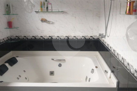 Casa à venda ou para alugar com 3 quartos, sendo 1 suíte, em Parque das Colinas, Valinhos, SP