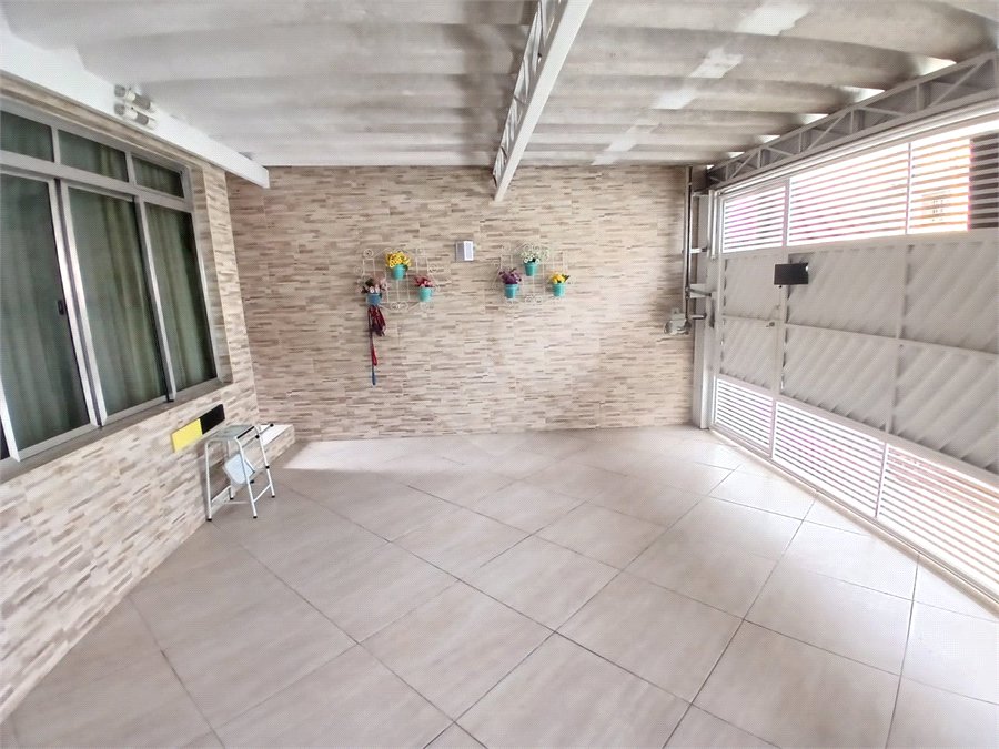 Casa à venda com 3 quartos, sendo 1 suíte, em Vila Rica, São Paulo, SP