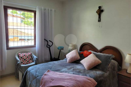 Sobrado à venda com 6 quartos, sendo 2 suítes, em Vila Romana, São Paulo, SP