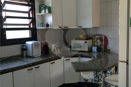 Casa à venda com 4 quartos, sendo 2 suítes, no condomínio Vinhas da Vista Alegre - Lado Sede, Vinhedo - SP