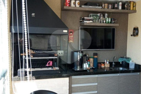 Apartamento à venda com 3 suítes em Vila Suzana, São Paulo, SP