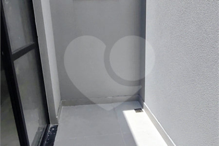 Sobrado à venda com 3 quartos, sendo 1 suíte, em Vila Granada, São Paulo, SP