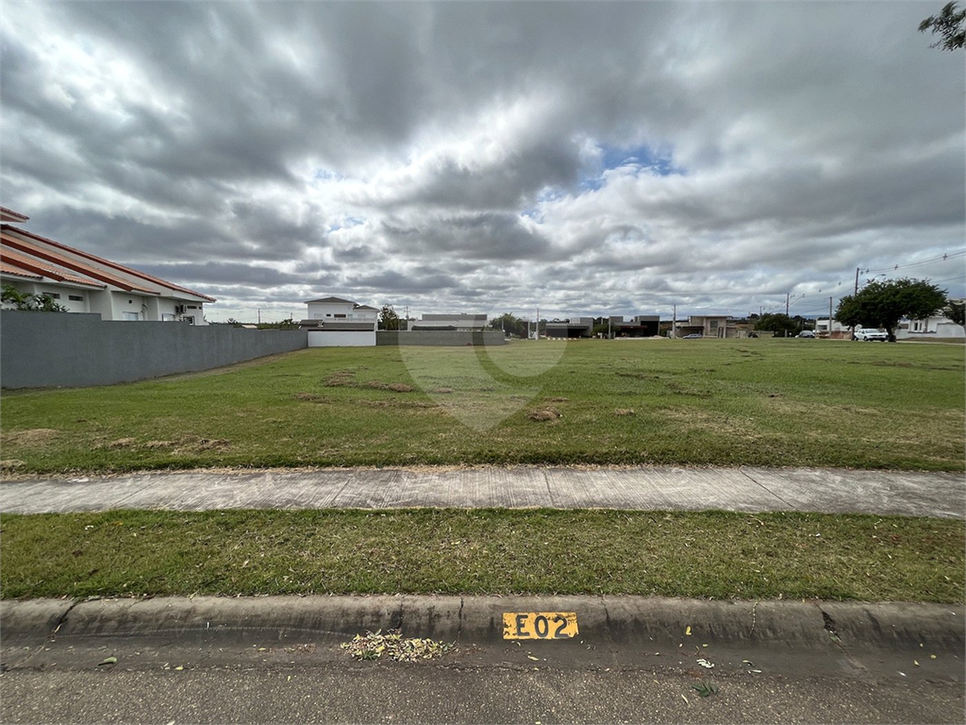 Terreno à venda no condomínio Fazenda Jequitibá, Sorocaba - SP