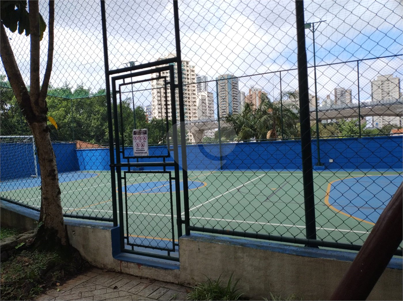 Apartamento para alugar com 3 suítes em Campo Belo, São Paulo, SP