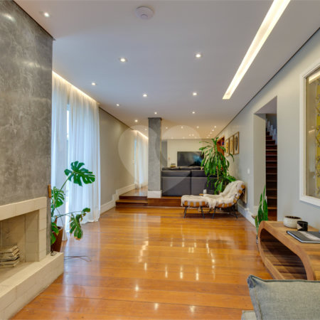 Casa Térrea à venda com 4 suítes em Jardim Marajoara, São Paulo, SP