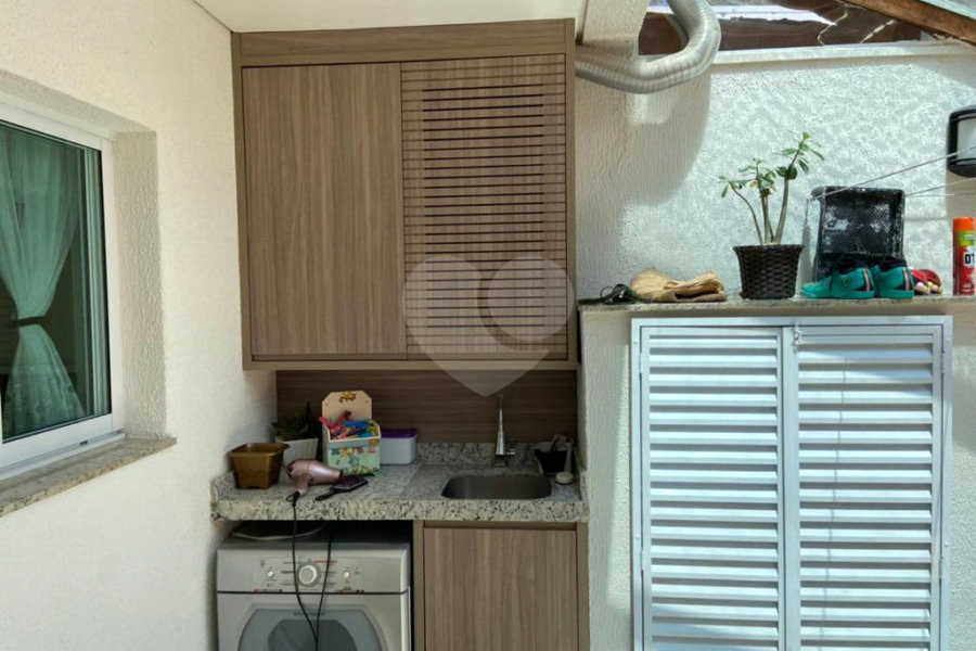 Sobrado à venda com 4 quartos, sendo 2 suítes, em Vila Alpina, Santo André, SP