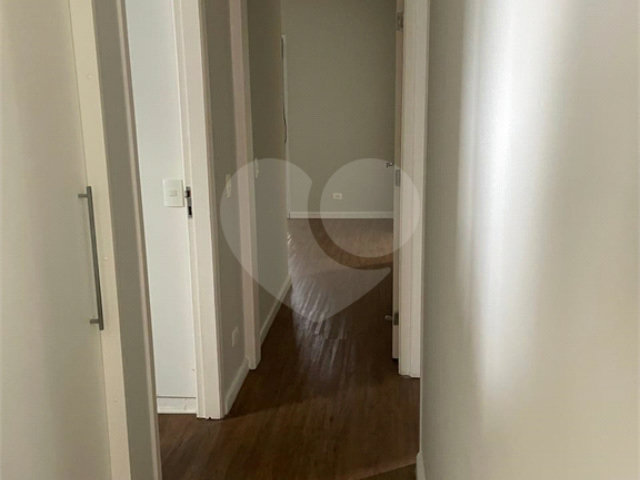 Apartamento à venda com 3 suítes em Campo Belo, São Paulo, SP