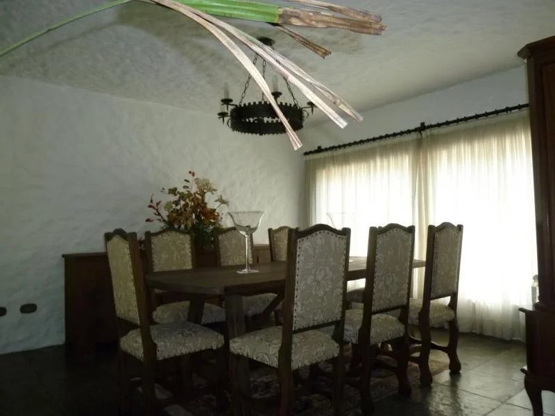 Sobrado à venda com 3 suítes em Jardim Leonor, São Paulo, SP