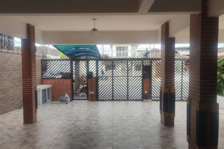 Apartamento com 3 dormitórios à venda, 94 m² por R$ 365.000,00 - Jardim Guassu - São Vicente/SP
