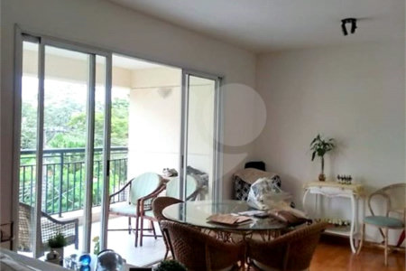 Apartamento à venda com 3 quartos, sendo 1 suíte, em Vila Sônia, São Paulo, SP