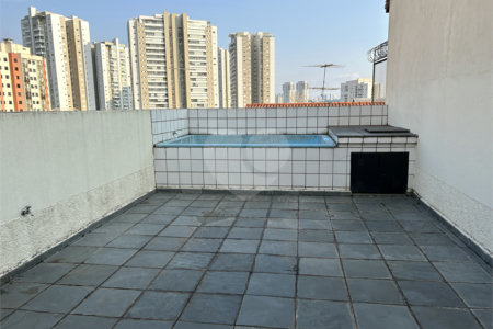 Sobrado à venda com 3 quartos, sendo 1 suíte,  em Jardim das Vertentes, São Paulo, SP