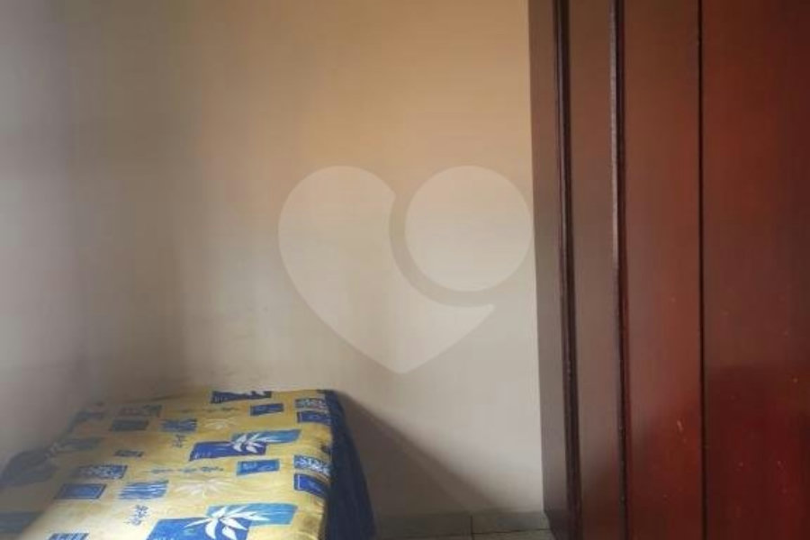 Sobrado à venda com 3 quartos, sendo 1 suíte,  em Parada Inglesa, São Paulo, SP