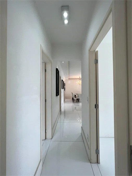 Apartamento à venda com 3 suítes em Vila Andrade, São Paulo, SP
