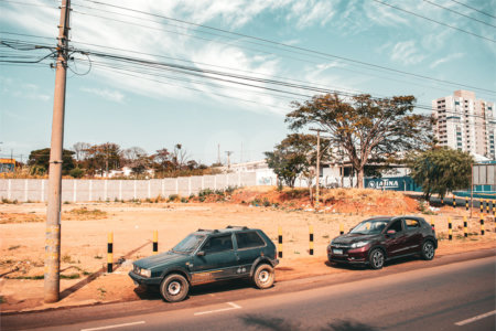 Terrenos Estratégicos – Avenida Getúlio Vargas | 9.262,02 m² (Potencial: 11.437,80 m²)
