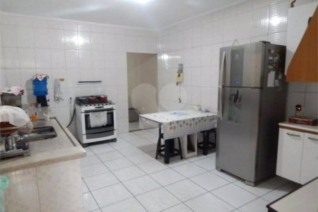 Sobrado à venda com 3 quartos, sendo 1 suíte, em Vila Ré, São Paulo, SP