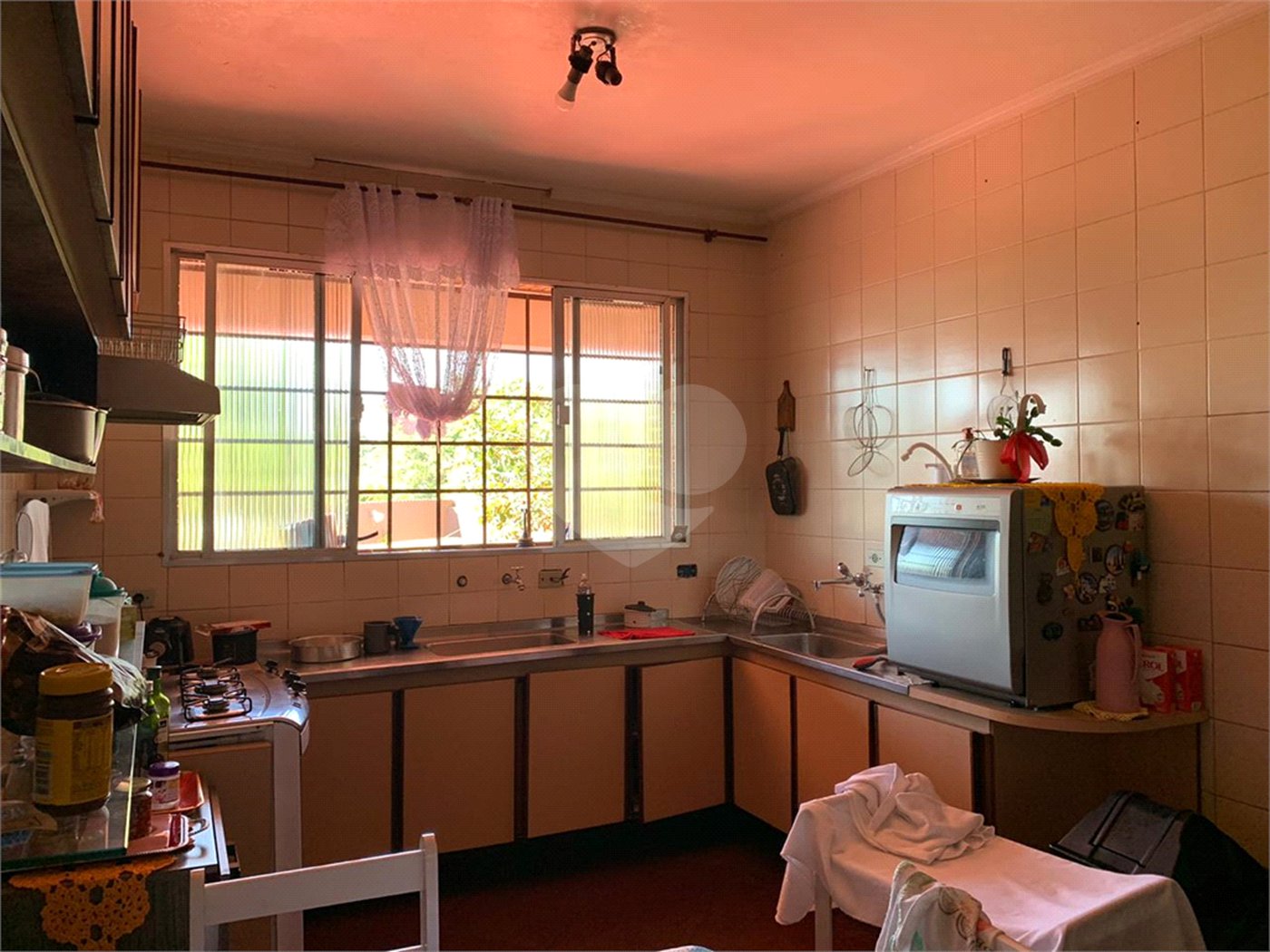 Sobrado à venda ou para alugar com 5 quartos, sendo 4 suítes, em Chácara Monte Alegre, São Paulo, SP