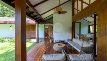 Casa à venda com 4 suítes,  no Centro / Arraial D'ajuda, Porto Seguro, BA
