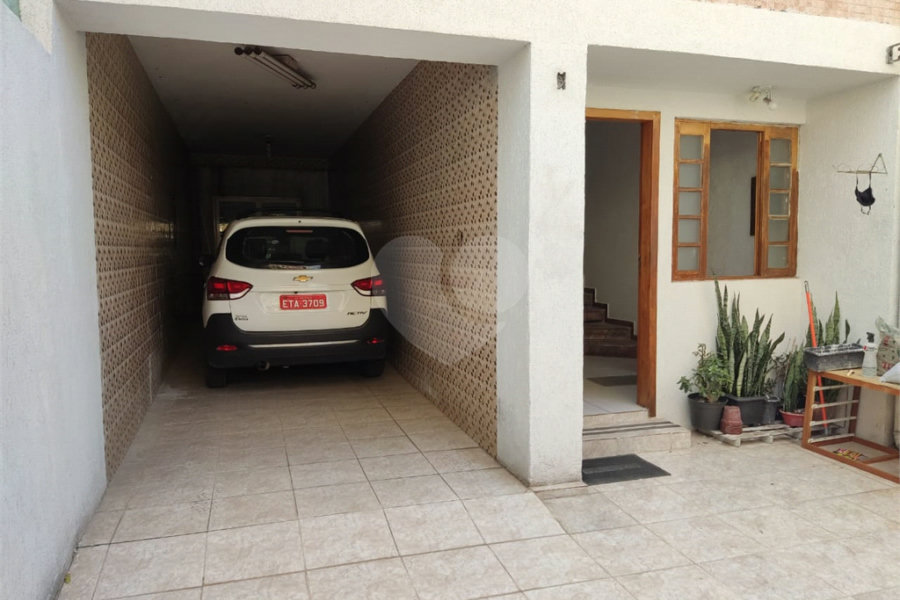 Sobrado à venda ou para alugar com 4 quartos, sendo 2 suítes, em Santana, São Paulo, SP