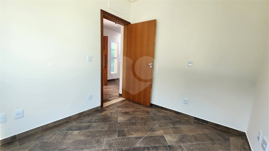Casa à venda com 4 suítes no condomínio Santa Isabel I, Louveira - SP