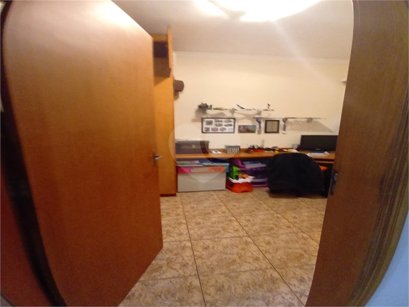 Sobrado à venda com 4 quartos, sendo 1 suíte, em Tremembé, São Paulo, SP