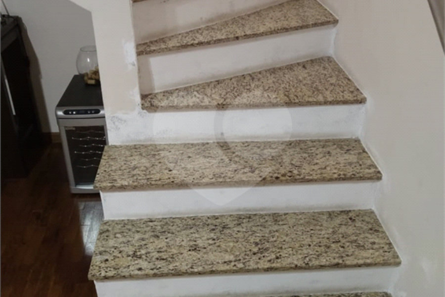 Sobrado à venda com 2 quartos, sendo 1 suíte, em Tucuruvi, São Paulo, SP