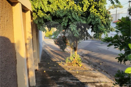 Casa à venda com 4 quartos, sendo 1 suíte, em Jardim Celani, Salto, SP
