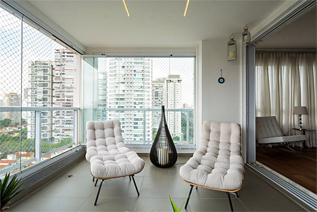 Apartamento à venda com 4 suítes em Brooklin, São Paulo, SP