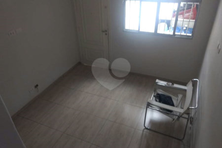 Casa à venda com 2 quartos, sendo 1 suíte,  em Vila Moreira, São Paulo, SP