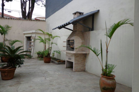 Casa à venda com 4 quartos, sendo 2 suítes,  em Jardim Bonfiglioli, São Paulo, SP
