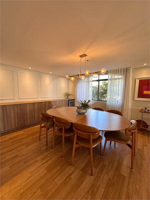 Apartamento para alugar com 3 quartos, sendo 2 suítes, em Moema, São Paulo, SP