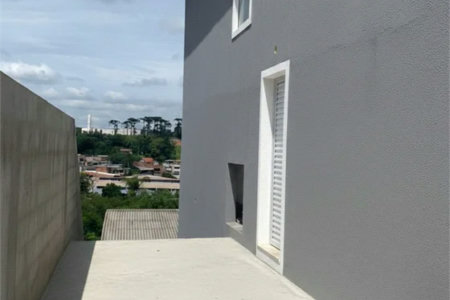 Sobrado à venda com 2 quartos em Jardim São Miguel, Cotia, SP