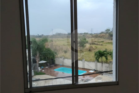 Apartamento à venda com 2 quartos em Santa Cruz, Rio de Janeiro, RJ