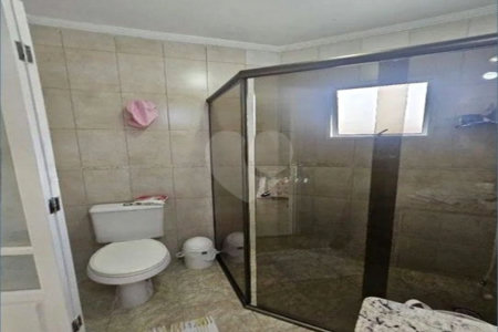 Casa à venda com 3 quartos, sendo 1 suíte,  no condomínio Residencial Villagio Vitória, Guarulhos - SP