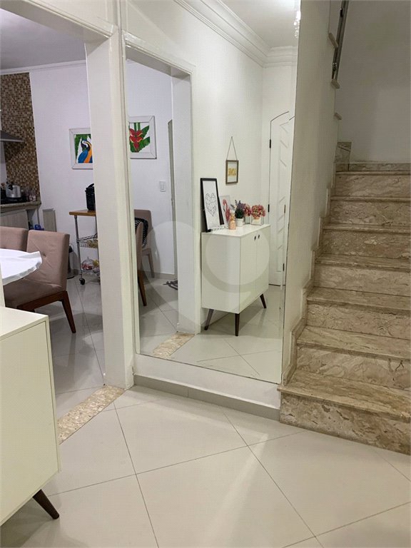 Sobrado à venda com 3 quartos, sendo 1 suíte, em Residencial Novo Horizonte I, Mogi das Cruzes, SP